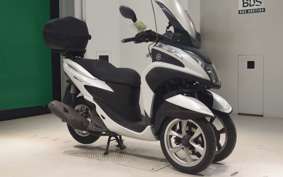 YAMAHA TRICITY 125 SE82J