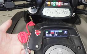 DUCATI DUCATI ディアベルチタニウム 2015