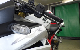 HONDA CBR250RR A MC51