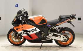 HONDA CBR1000RR 2005 SC57