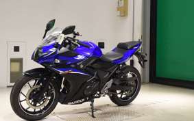 SUZUKI GSX250 R