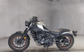 HONDA REBEL MC49