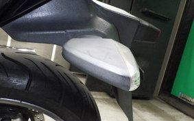 SUZUKI GSR250S 2013
