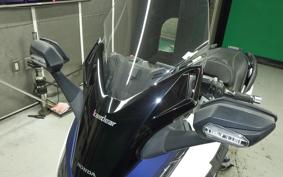 HONDA FORZA 250 MF13