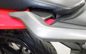 HONDA CB200X