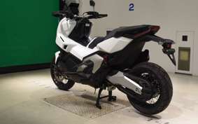 HONDA X-ADV 750 2025 RH21