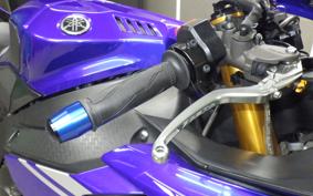 YAMAHA YZF-R1 2018