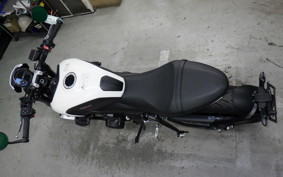 TRIUMPH TRIDENT 660 2021