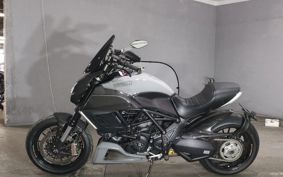DUCATI DIAVEL 2012 G100AB