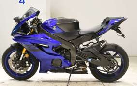 YAMAHA YZF-R6 2018