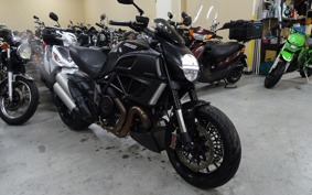 DUCATI DIAVEL 2011 ZDMG100ABBB