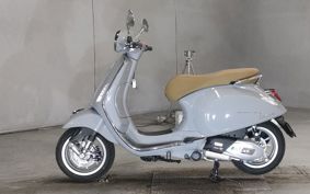 VESPA PRIMA BEIGE RA125 ..