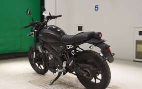 YAMAHA XSR155