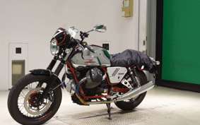 MOTO GUZZI V7 RACER 2013