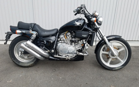 HONDA V45 MAGNA 1988 RC28