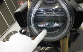 HONDA CB650R E-Clutch 2025 RH17