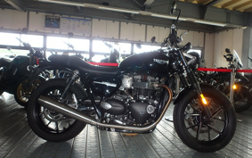 TRIUMPH STREET TWIN 2019 DAD74G