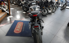 TRIUMPH  TRIUMPH  STREET  TRIPLE RS 2021 HDA554