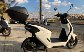 HONDA EM1 e: EF16