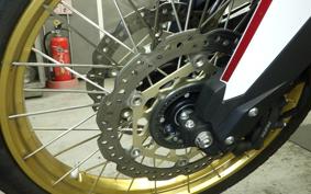 HONDA CRF1100L AFRICA TWIN DCT 2019 SD10