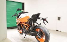 KTM 1290 SUPER DUKE R EVO