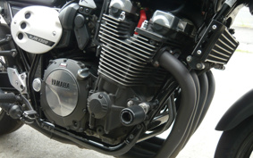 YAMAHA XJR1300 C 2017 RP19