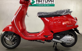 VESPA LX125 2023