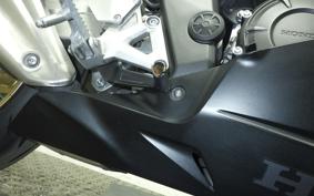 HONDA CBR250RR A MC51