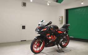 SUZUKI GSX-R125 DL33B