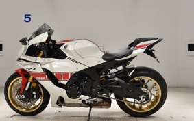 YAMAHA YZF-R1 2018 RN65J