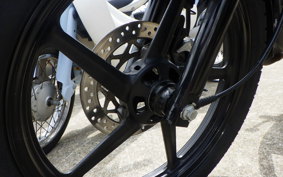 YAMAHA YBR125