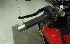 DUCATI ストリート FIGHTER V2S 2025