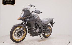 SUZUKI DL650 ( V-Strom 650 ) XTA 2026 C733M