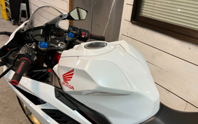 HONDA CBR250RR ABS MC51