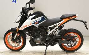KTM 125 DUKE 2025