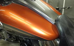 HARLEY FLTRXSE1800CVO 2013