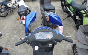 SUZUKI GSR125