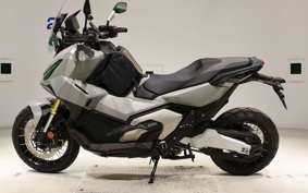 HONDA X-ADV 750 2025 RH21