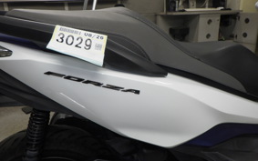 HONDA FORZA 250 MF13