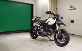 DUCATI HYPERMOTARD 796 2011