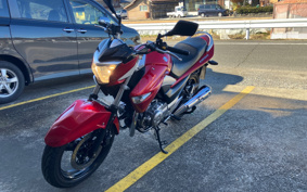 SUZUKI GSR250 GJ55D