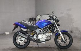 HONDA VTR 250 MC33