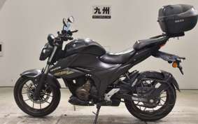 SUZUKI GIXXER 250