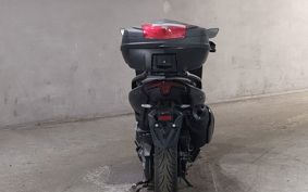 YAMAHA T-MAX 560 SJ19J