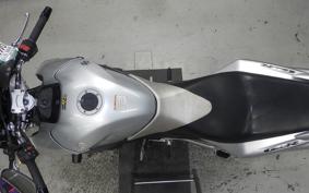 SUZUKI GSR 400 2008