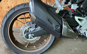 HONDA CB250R MC52