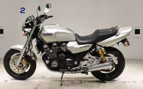 YAMAHA XJR1200 1996 4KG