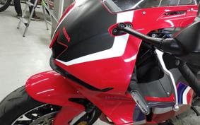 HONDA CBR600RR 2021 PC40