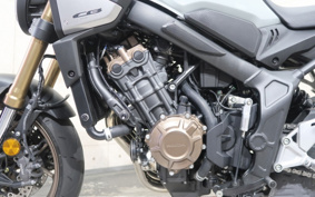 HONDA CB650R E-Clutch 2024 RH17