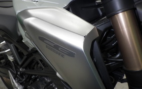 HONDA CB125 R